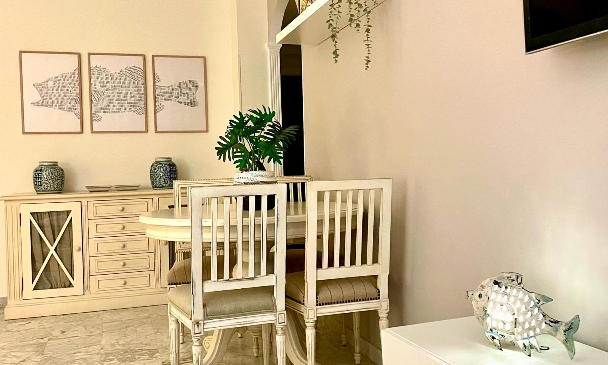 Apartamento Playa Rocio Calm Beachfront Apartment- 2bdr Marbella